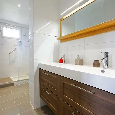 Domaine De Ludeye 5*